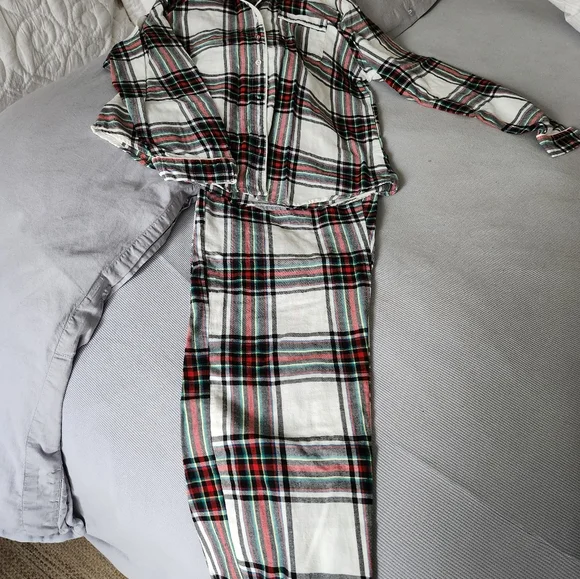 Lightweight Flannel PJs - Picture 2 of 2